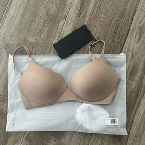 BNWT EBY Pain Free T-Shirt Seamless Nude Bra. 34C
